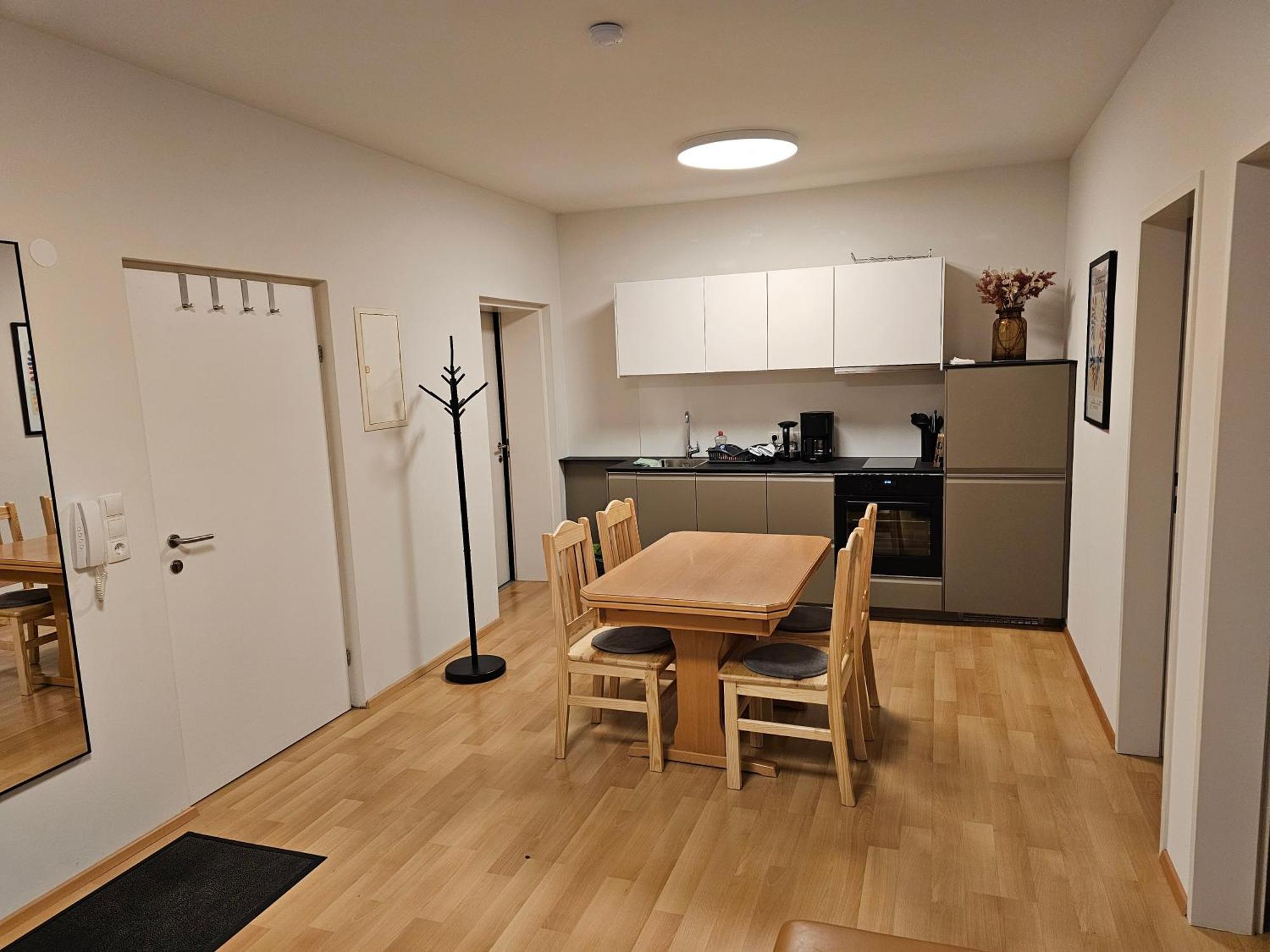 Ach18, Bregenz, Vorarlberg Apartments Buitenkant foto