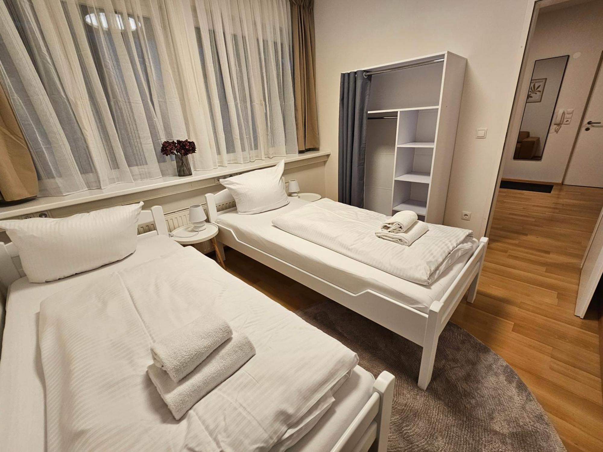 Ach18, Bregenz, Vorarlberg Apartments Buitenkant foto