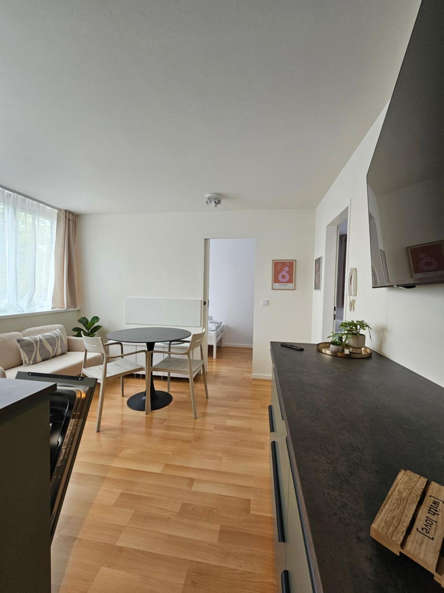 Ach18, Bregenz, Vorarlberg Apartments Buitenkant foto